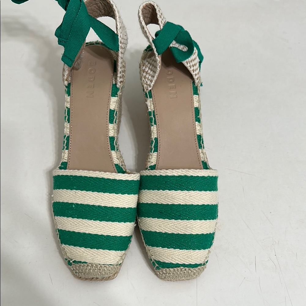Boden Espadrille Wedges- size 39 - Picture 2 of 5